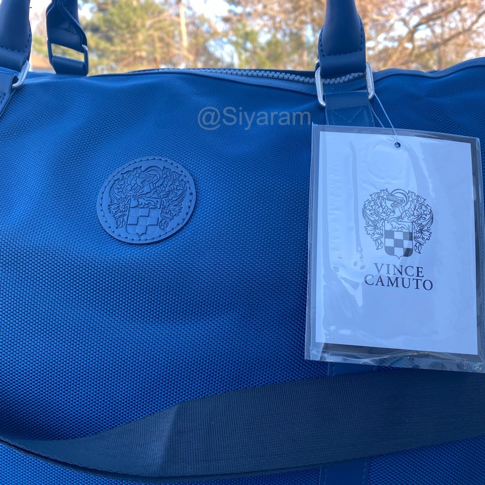 Vince Camuto duffle / Weekender bag - Picture 3 of 16